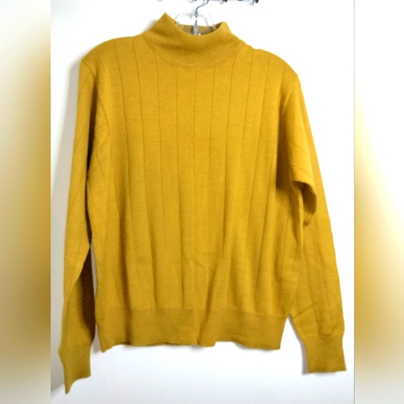 Jennifer Moore Sweaters - Jennifer Moore (Size XL) Vintage Mustard Yellow Wool Blend LS Striped Sweater